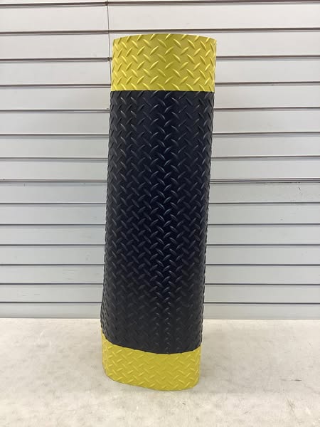 NOTRAX 3 ft x 12 ft, 1/4 in Thick Switchboard Mat