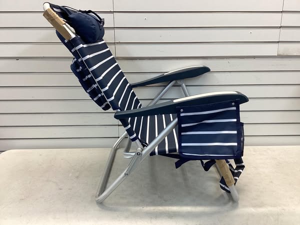 Member’s Mark Reclining Beach Chair