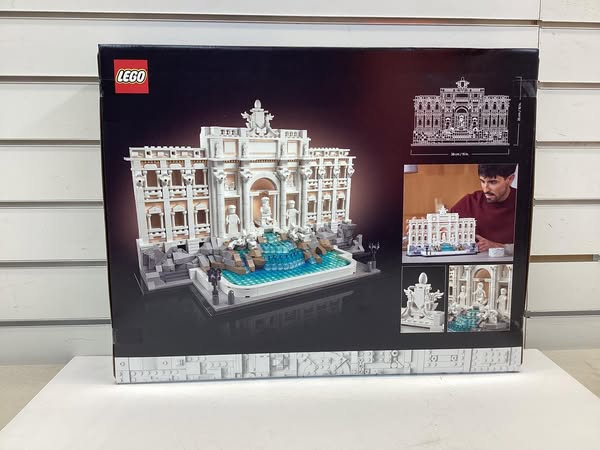 LEGO Architecture Trevi Fountain Building Set for Adults