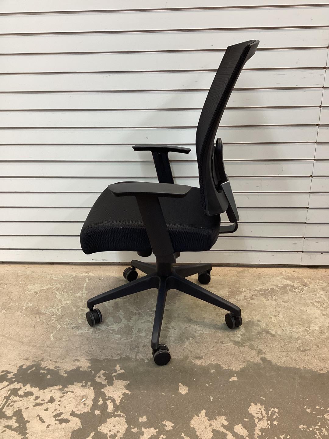 BOSS Fabric Task Chair, Adjustable, Black