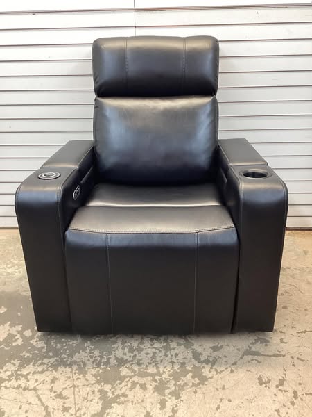 Member’s Mark Ashton Home Theater Power Recliner