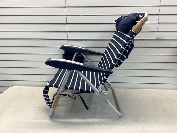 Member’s Mark Reclining Beach Chair