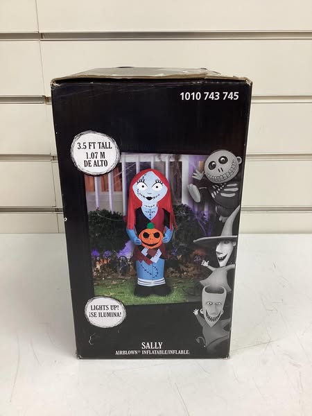 Disney 3.5 ft Airblown-Sally with Pumpkin Halloween Inflatable