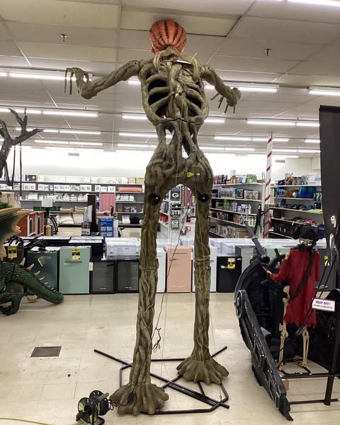 Deadwater Giant Sized 12 ft. Inferno Pumpkin Skeleton with Life Eyes LCD Eyes
