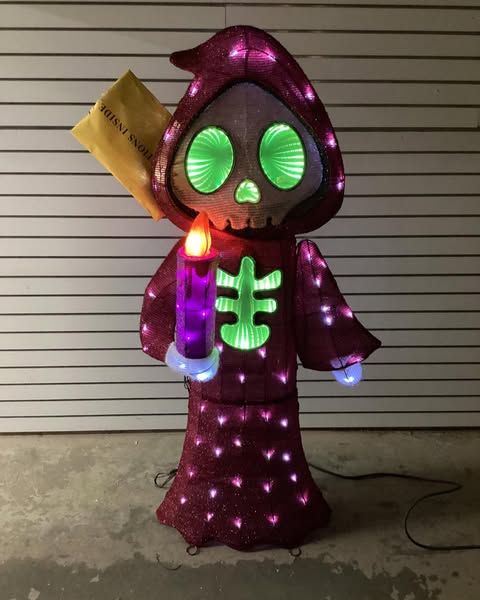 Member’s Mark 5Ft LED Pre-Lit Reaper Pal