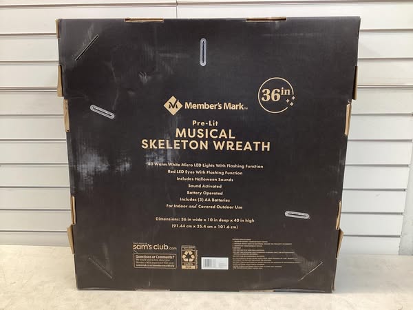 Member’s Mark 36” Pre-Lit Musical Skeleton Wreath