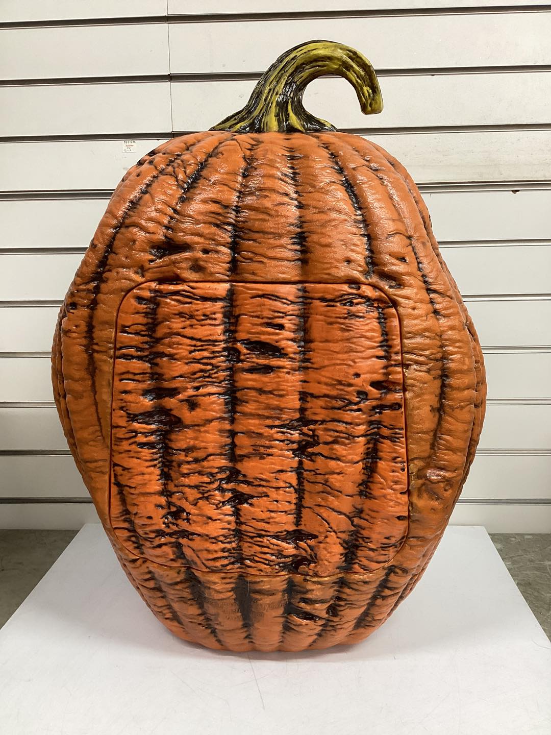 Home Accents Holiday 25 in BATTERY OPERATED LED Grimacing Jack-O-Lantern