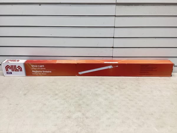 PILA LED Low Bay Fixture, 4500 lm, 120V Model# SH45L40K1