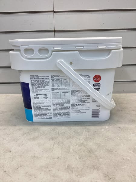 HTH Swimming Pool Ultra Chlorine 18.0 Pound(s) Bucket Granular Chlorine