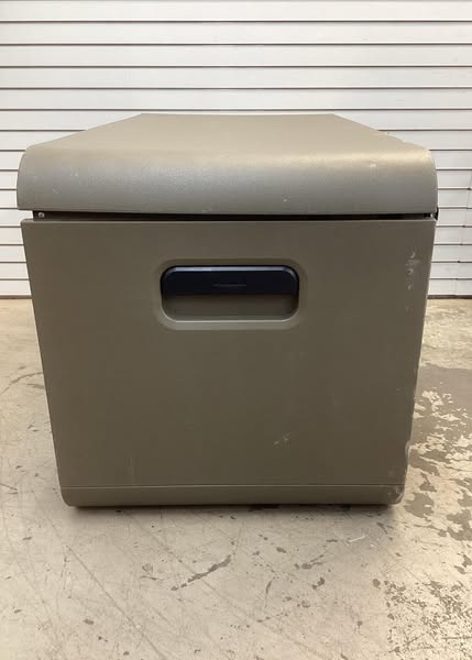 Lifetime Modern Deck Box 165 Gallon  - Lightly Used