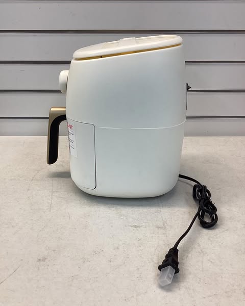 Dash Tasti-Crisp 2.6 Quart Ceramic Express Air Fryer, Color Cream