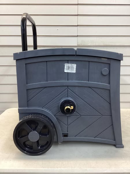 Suncast Smart Tube Hose Hideaway with Brass Connections - Lightly Used