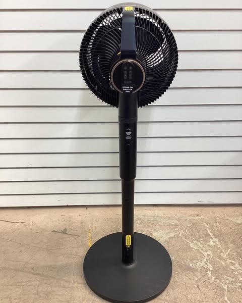 Shark FlexBreeze Fan with InstaCool Mist Attachment, Cordless & Corded, Outdoor & Indoor - Lightly Used