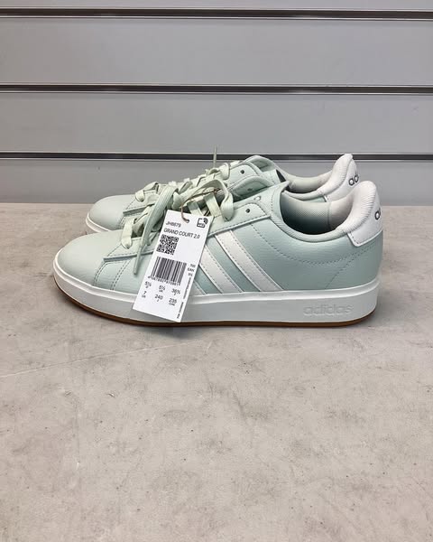 Adidas Women's Grand Court 2.0 Shoe, Size 7, Color Green