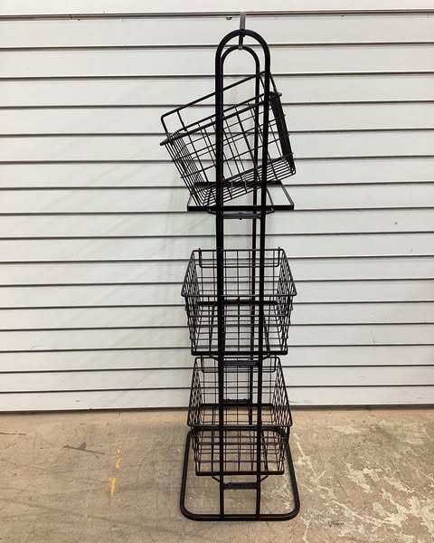 Member's Mark 3-Tier Standing Wire Basket