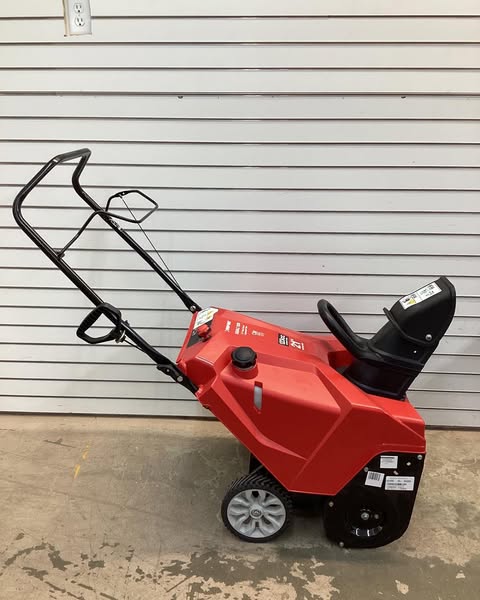 Troy-Bilt Squall 21 in. 123 cc Single-Stage Gas Snow Blower with E-Z Chute Control