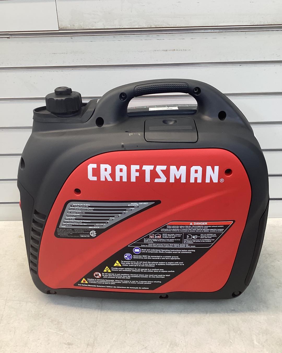 Craftsman 2200.0 -Watt Single Fuel (Gasoline) Inverter Generator
