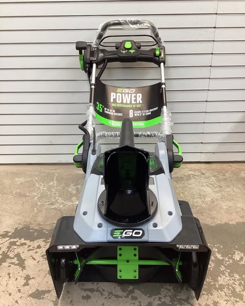 EGO POWER+ 56-volt 21-in Single-stage Push Battery Snow Blower 4.0 Ah (2 Batteries Included) (Charger Included)