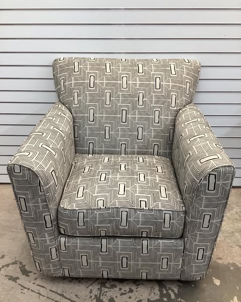 La-Z-Boy Swivel Chair