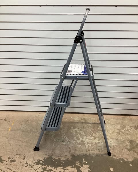 Cosco 3 Step Steel Step