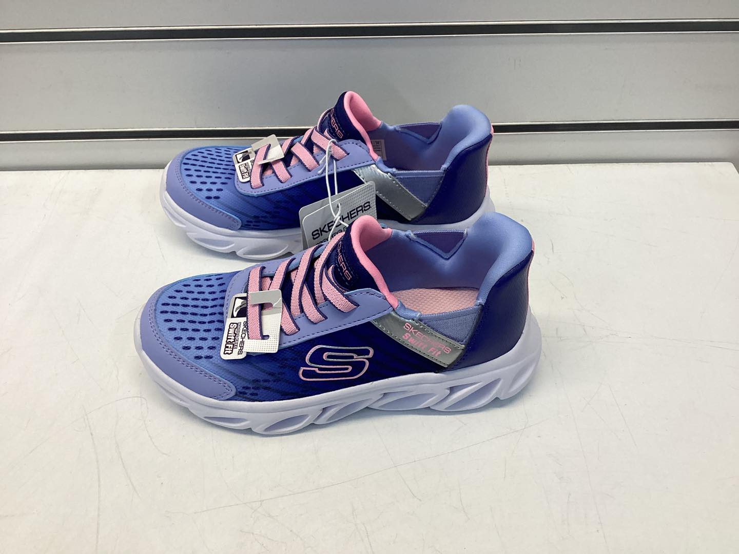 Skechers Girls Hands Free Swift Fit Flex Glide Sneaker Size 13