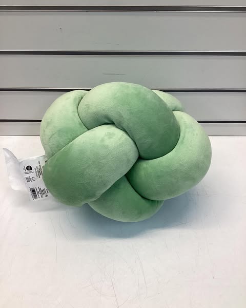 Room Essentials Toss Pillow