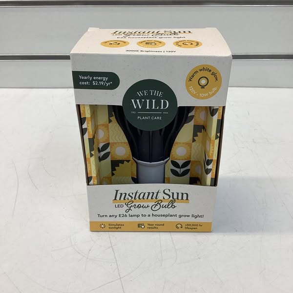 WE THE WILD 10W LED Instant Sun Grow Bulb Black