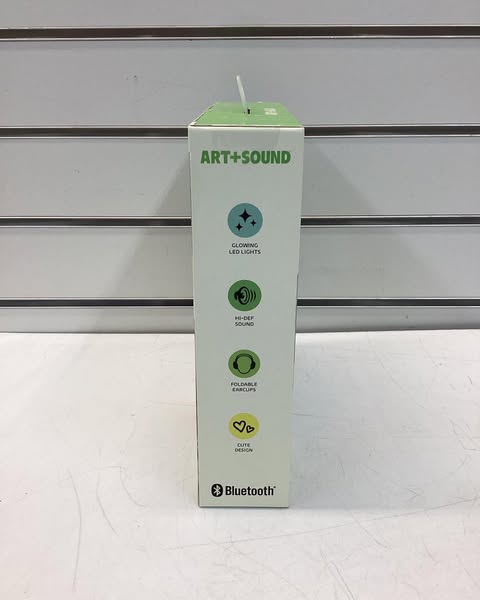 ART+SOUND LED Light Up Frog Bluetooth Wireless / Wired Headphones: Built-In Microphone