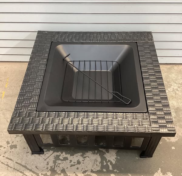 Bond 31.89-in W Steel Square Portable Wood-Burning Fire Pit