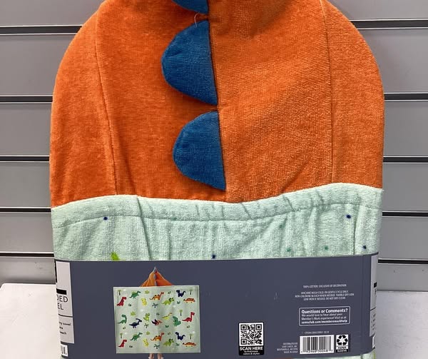 Member's Mark Dino 100% Cotton Kids' Hooded Towel With Hand Pockets