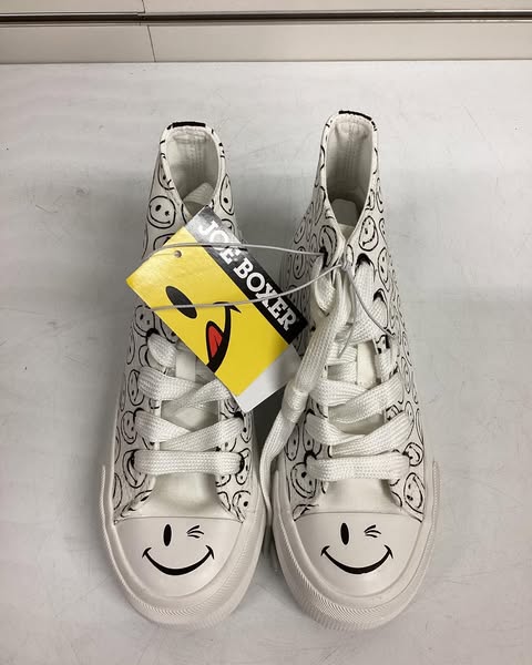 Joe Boxer Kids' Sneakers, Size 1, Color White