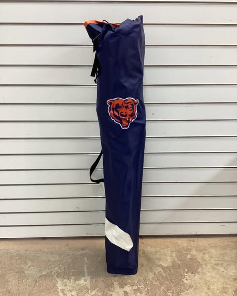 Logo Brands Chicago Bears Hard Arm Chair