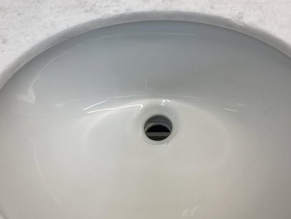 Home Decorators Collection Hampton Harbor 72 in. W x 22 in. D x 35 in. H Double Sink Freestanding Bath Vanity in White with White Marble Top