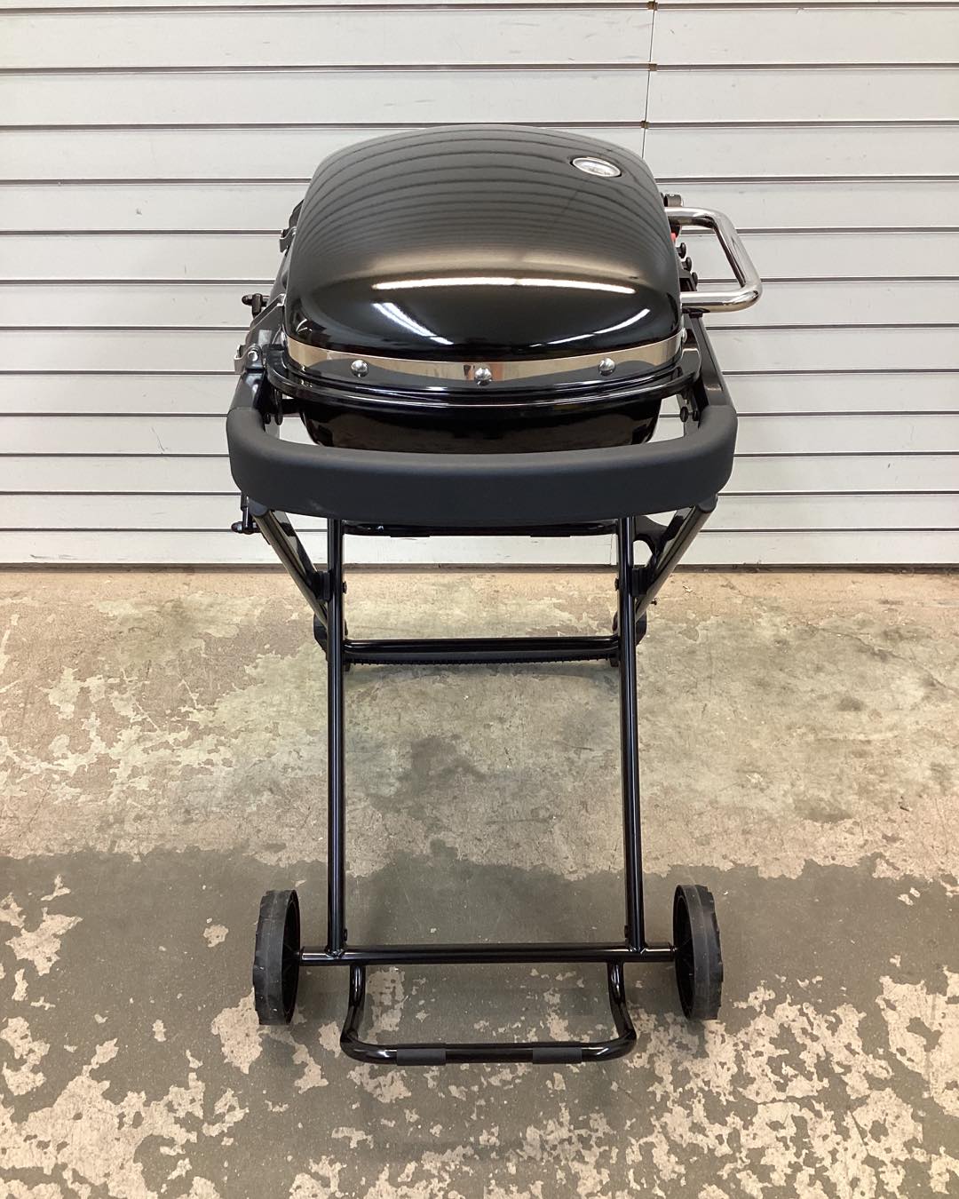 Weber Traveler Compact Portable Propane Gas Grill in Black
