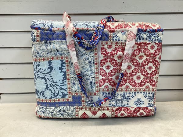 Member’s Mark 3-Piece Printed Quilt Sets, Size King, Color Patchwork