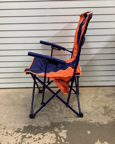 Logo Brands Chicago Bears Hard Arm Chair