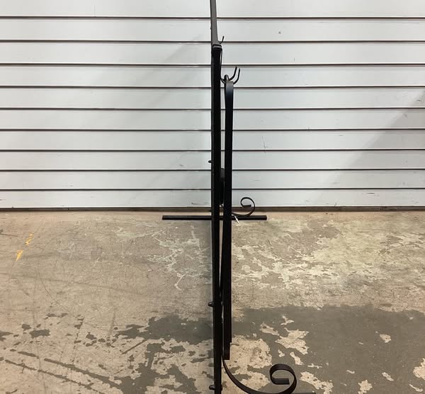 VEVOR Fireplace Screen 38 in. x 26.5 in. 1-Panel Heavy-Duty Iron Freestand Spark Guard with Support Fireplace Screen