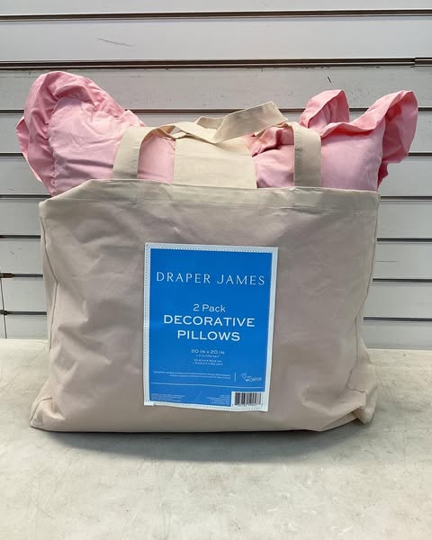 Draper James 2-Pack Solid Ruffle Decorative Pillows, Color Pink