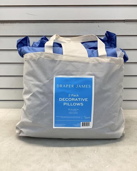 Draper James 2-Pack Solid Ruffle Decorative Pillows, Color Blue