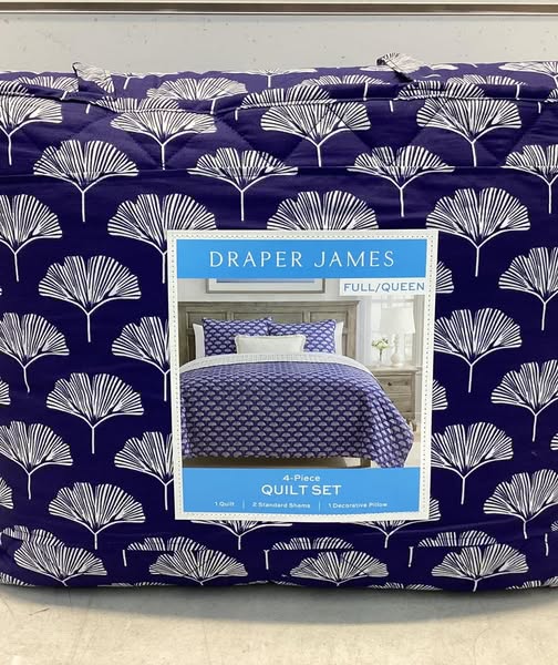 Draper James 4-Piece Printed Cotton Quilt Set, Full/Queen Size, Color Navy Blue