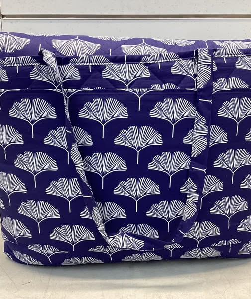 Draper James 4-Piece Printed Cotton Quilt Set, Full/Queen Size, Color Navy Blue