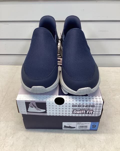 Skechers Men's Equalizer Hands Free Swift Fit Slip-On Sneaker Size: 9