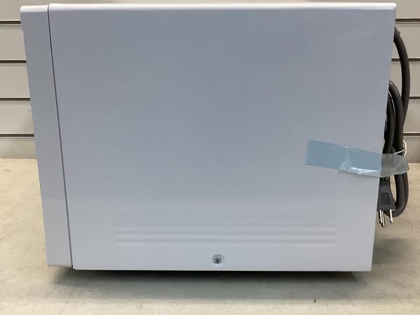 Sharp 1.4 Cu. Ft. 1100W Countertop Microwave Oven