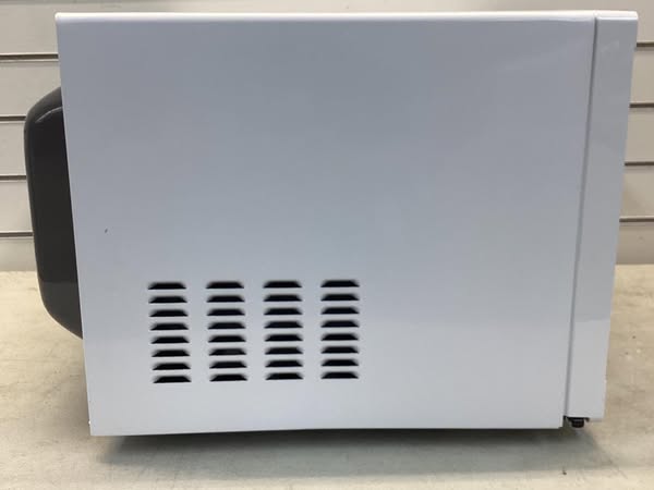 Sharp 1.4 Cu. Ft. 1100W Countertop Microwave Oven