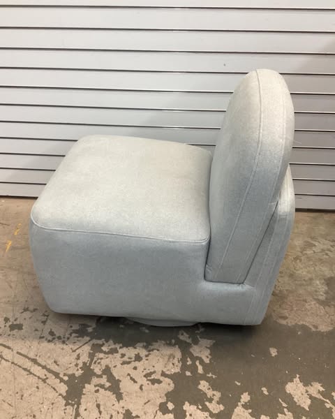 Member's Mark Small Space Swivel Chair