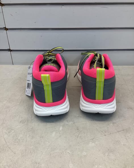 Reebok Women's Road Strider Running Shoe Size 10