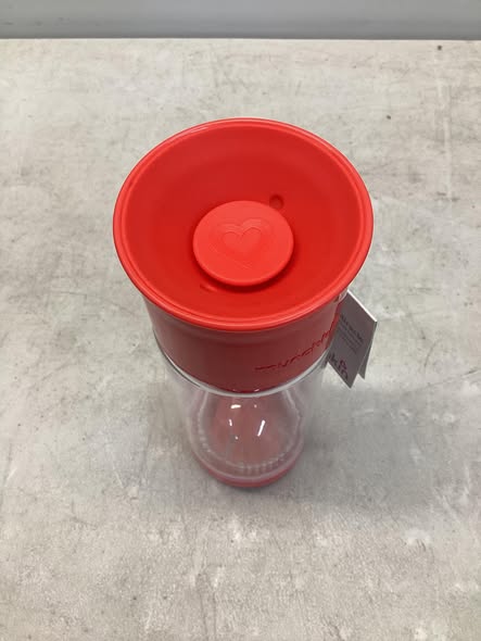 Munchkin Miracle 360 Fruit Infuser Cup Red