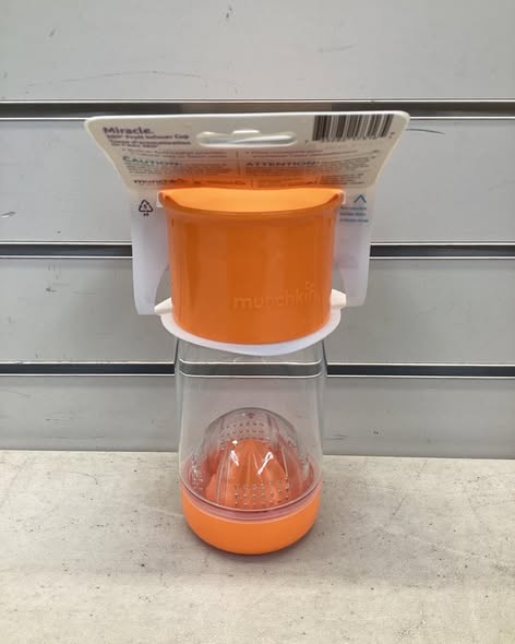 Munchkin Miracle 360 Fruit Infuser Sippy Cup 14oz