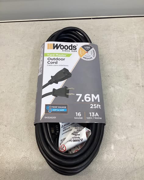 Woods 16/2 - 2-Prongs - Indoor/Outdoor SJTW Light Duty Extension Cord