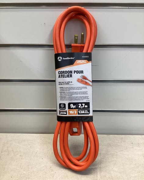Southwire 9-ft 16/3 3-Prong Orange Indoor SJTW Light Duty General Extension Cord